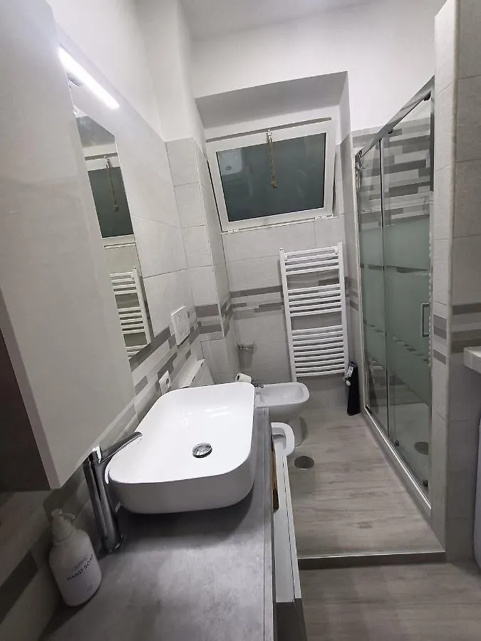 Apartment Famacri Home Rome Italy